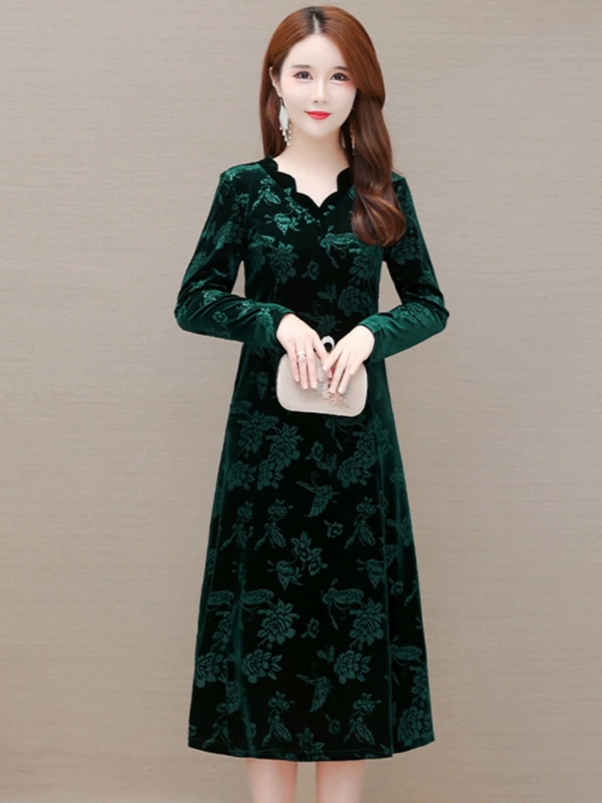 Элегантное бархатное платье с  – обзор и цена Women Fashion Over 60